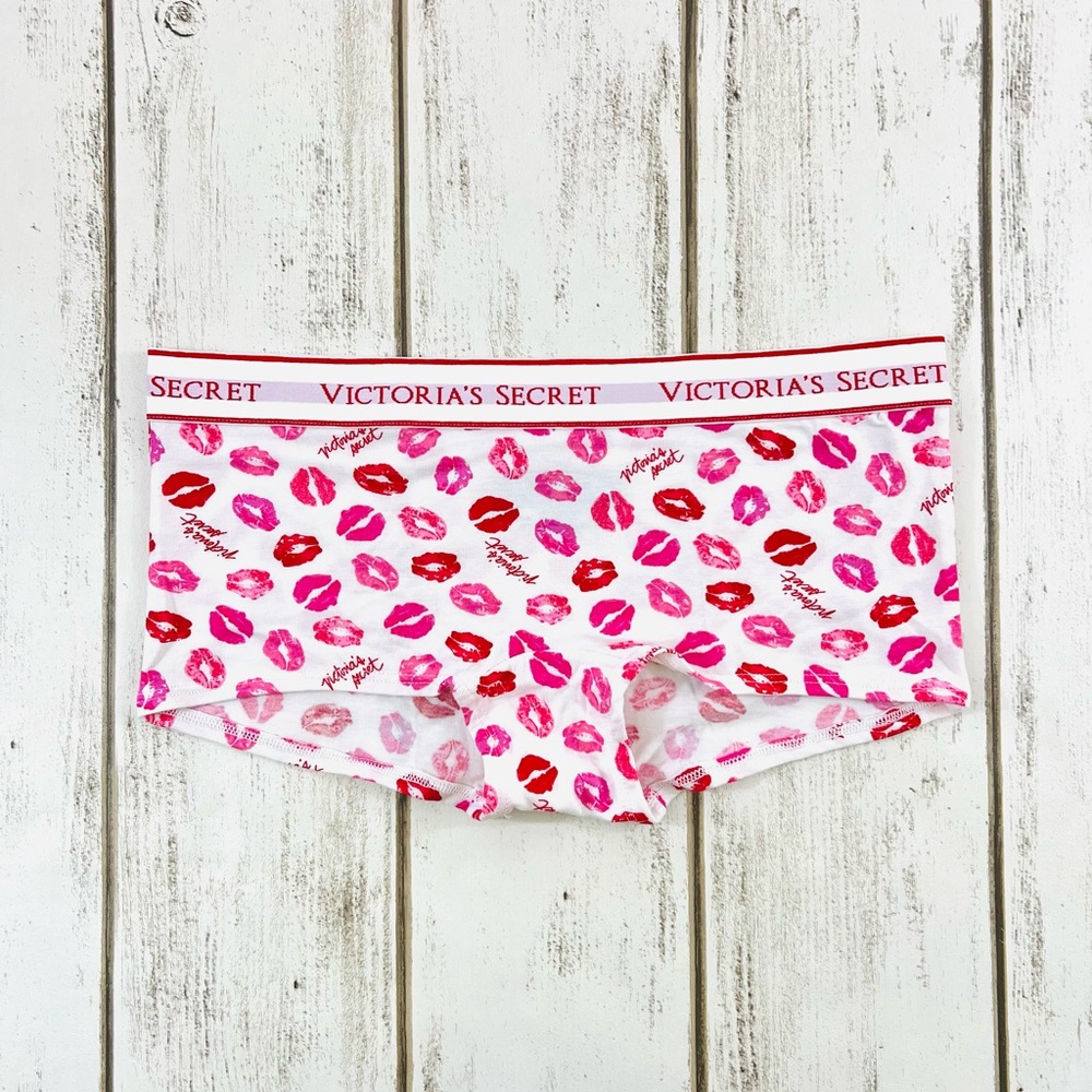 Victoria’s Secret Kisses Shortie Pantie - Picture 3 of 7